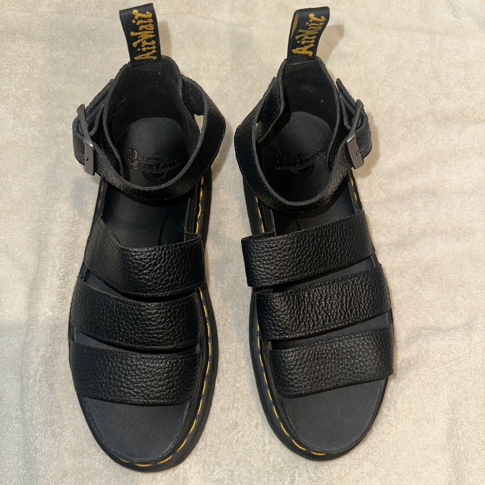 Doc Martens/Dr martens: Sandals: black leather